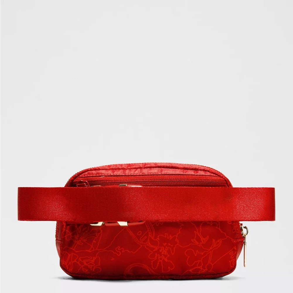 Lululemon Lunar New Year Everywhere Belt Bag 1L - Picture 7 of 9